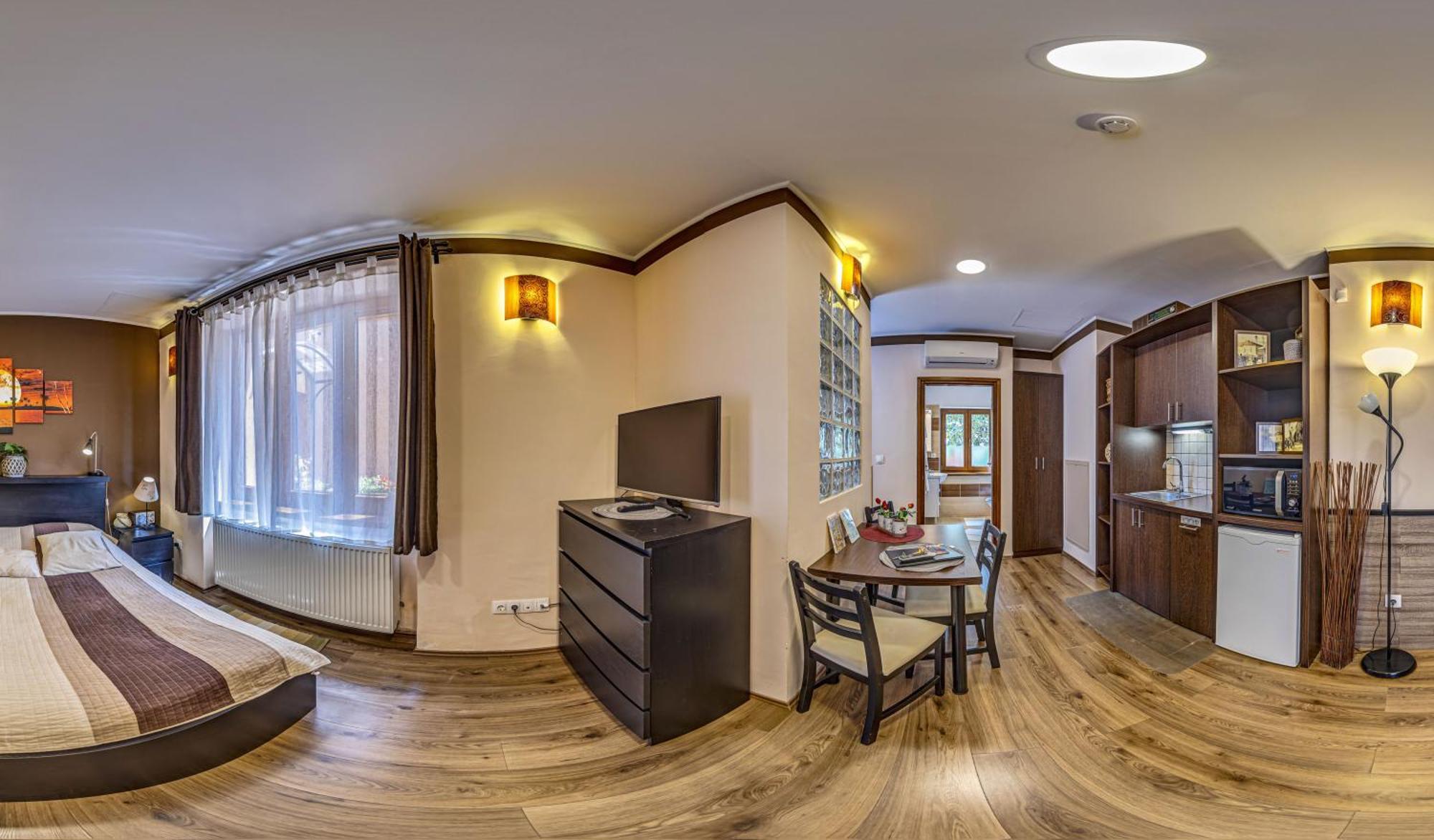 Bed and Breakfast Napraforgo Wellness Haz Es Panzio Pětikostelí Exteriér fotografie