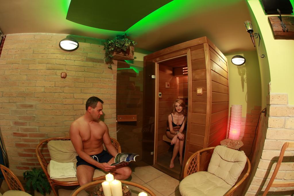 Bed and Breakfast Napraforgo Wellness Haz Es Panzio Pětikostelí Exteriér fotografie